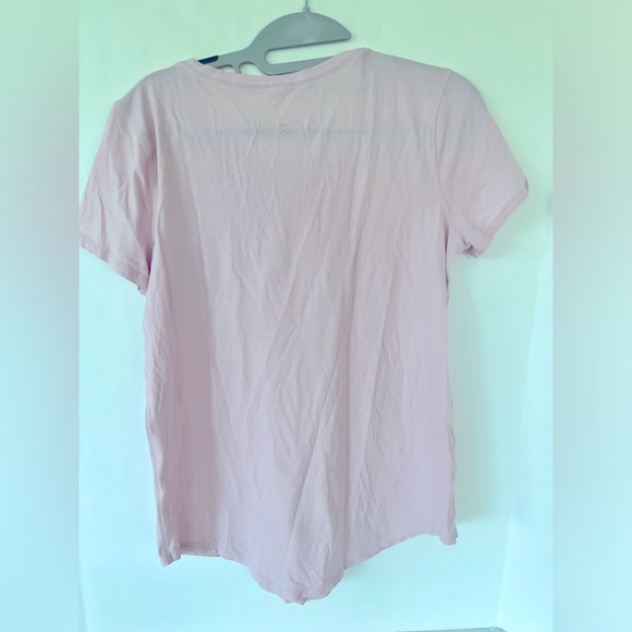Lululemon scoop neck Tshirt - Picture 2 of 2